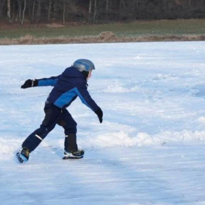 thumbnail Enough ice to ice skate?