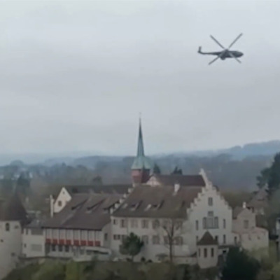 thumbnail Super Puma over the rheinfalls