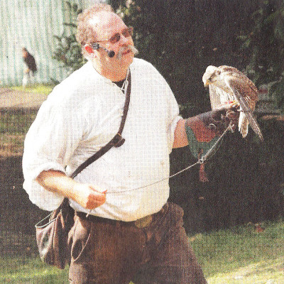 thumbnail Birds of pray, right at the rheinfalls