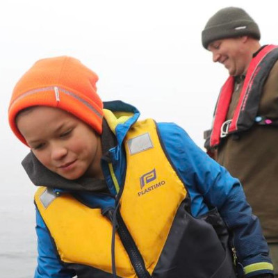 thumbnail 10000 Graylings into the rhein