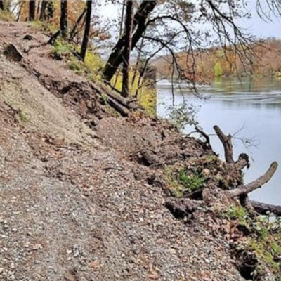 thumbnail Mudslide on the rhein path near Dachsen