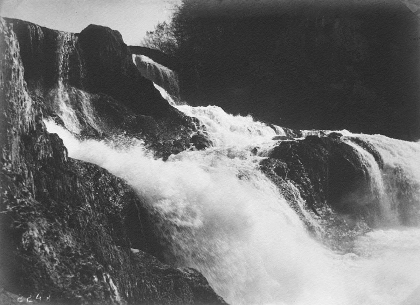 Rheinfall, 1921, Rheinfall bei Niederwasser, Foto: C. Koch, Schaffhausen